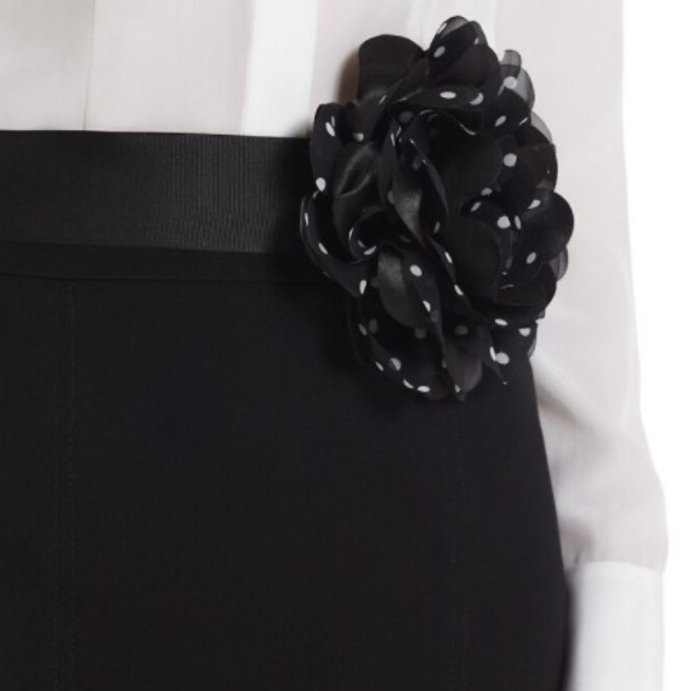 Black and White Flower Tie Belt